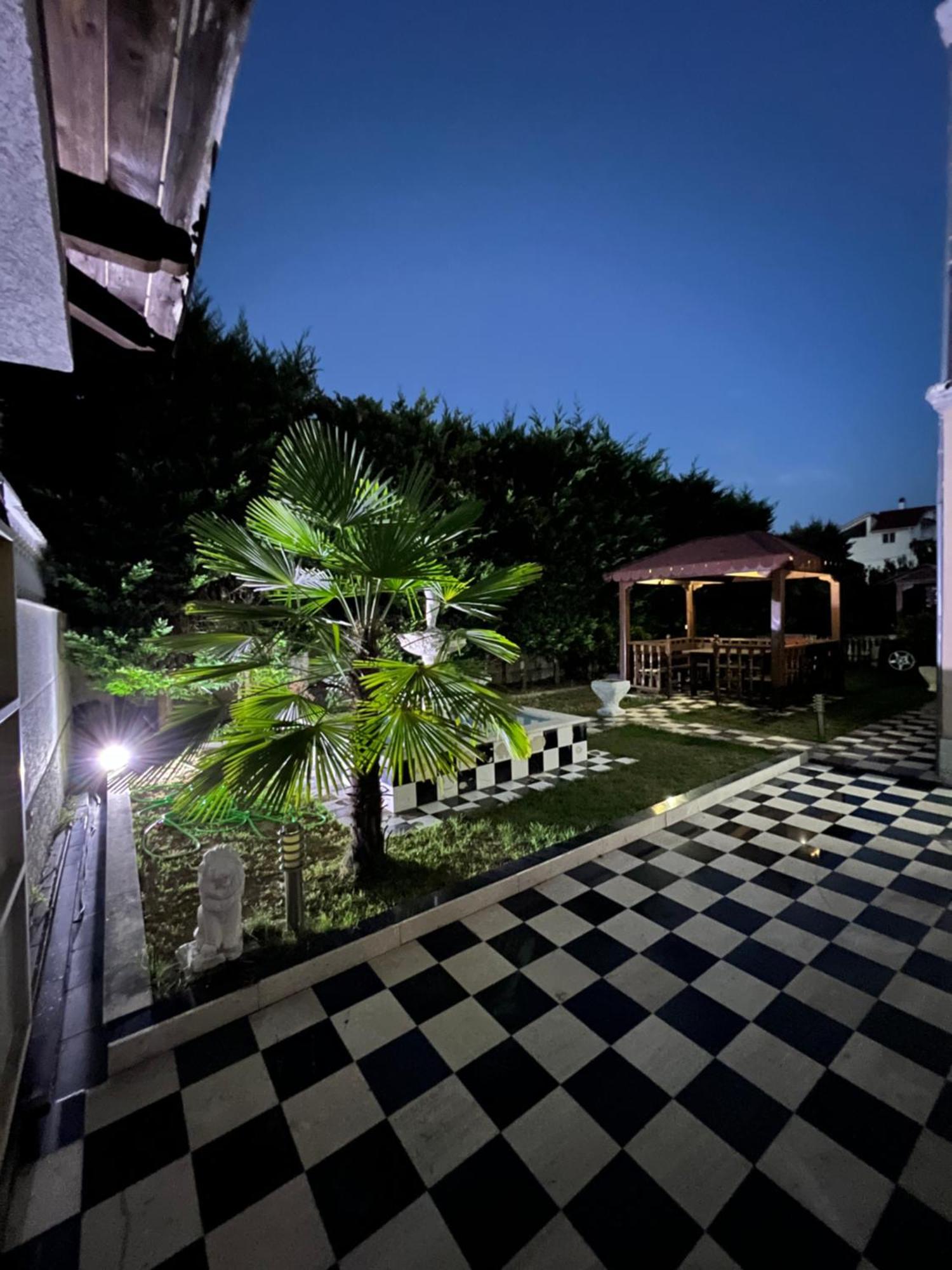 Guest House Pulake Berat Exterior photo